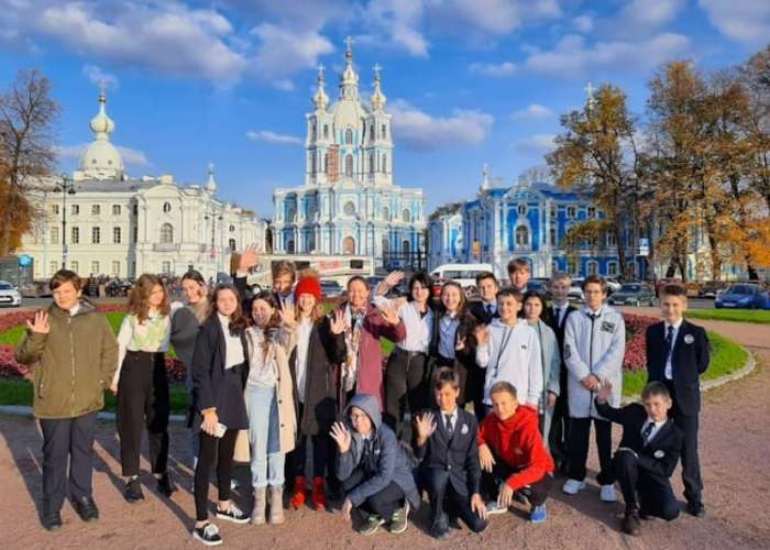 Учащиеся класса 7.3 побывали на учебной обзорной экскурсии по Санкт-Петербургу